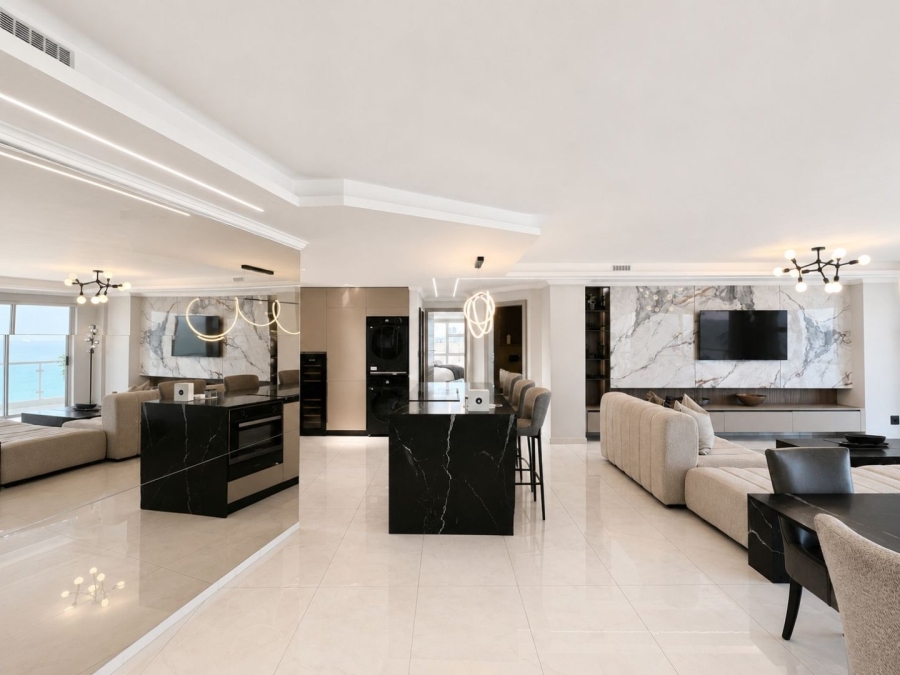 4 Bedroom Property for Sale in Beachfront Western Cape